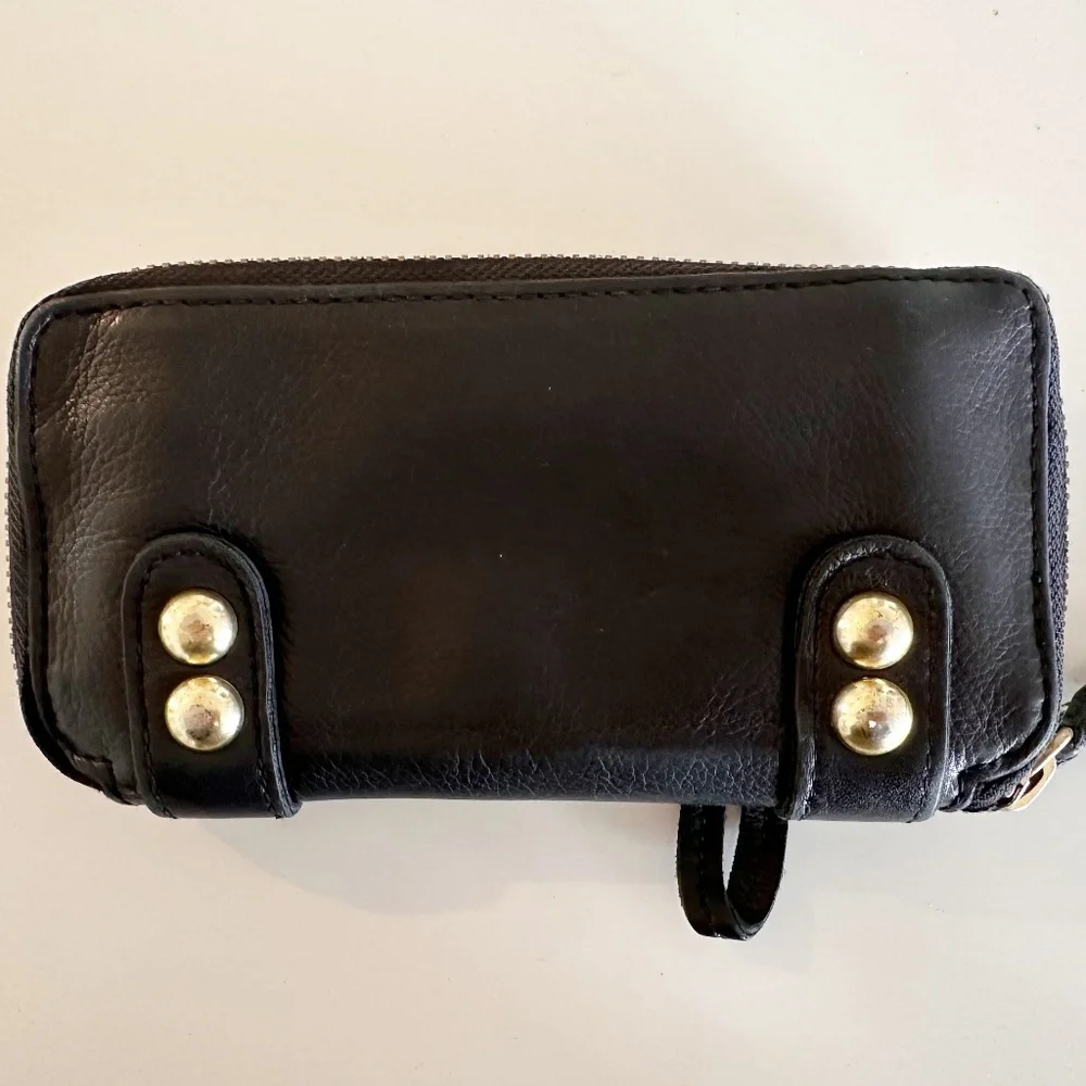 Linea Pelle Dylan Studded Zip Wallet Wristlet Black - Picture 3 of 8